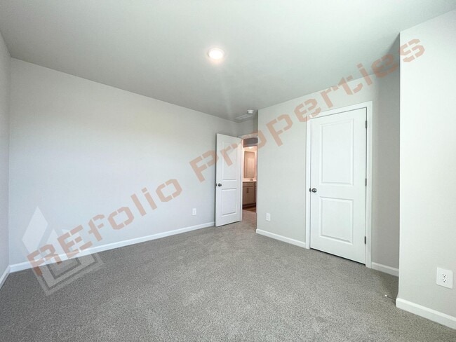 Building Photo - Brand new 4 Bedroom, 3 Bathroom, Spacious Loft, Attached 2 Car Garage and Backyard in Oak Manor, ...