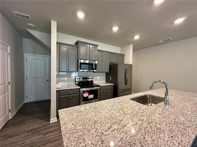 Building Photo - 252 Whitetail Cir