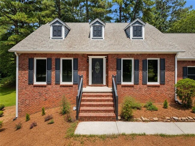 Building Photo - 4521 S Roberts Dr