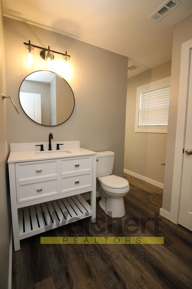 Building Photo - Charming 3 Bedroom, 2 Bath Home for Rent