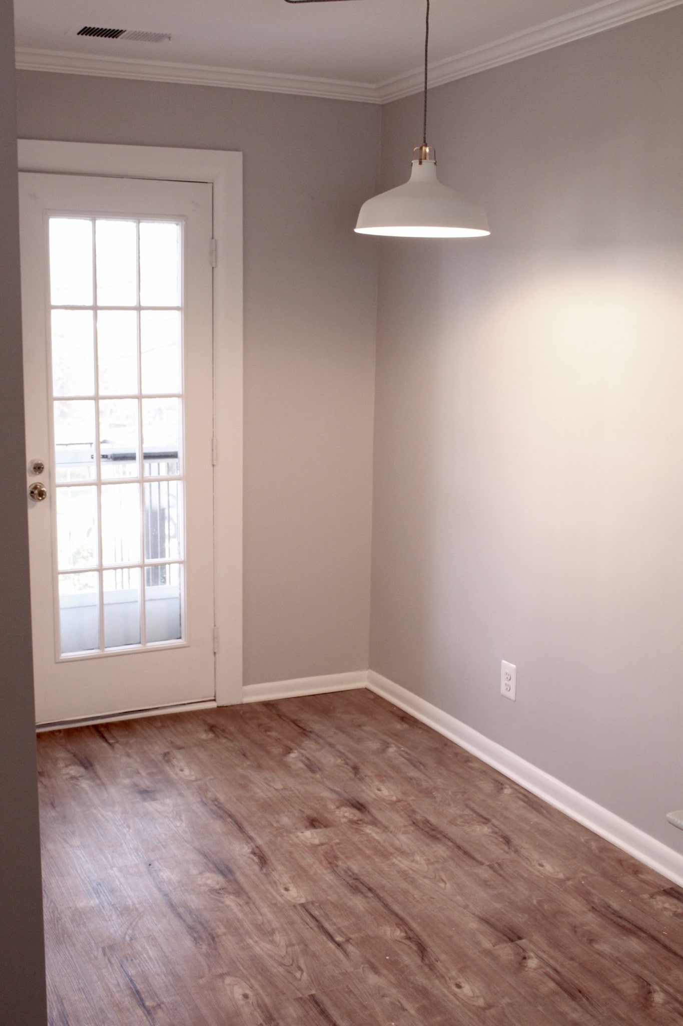 Building Photo - 2841 S Wakefield St