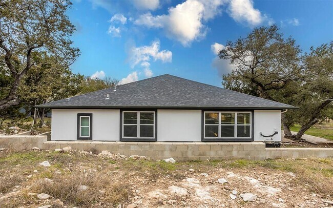 Building Photo - 2718 Leslie Ln