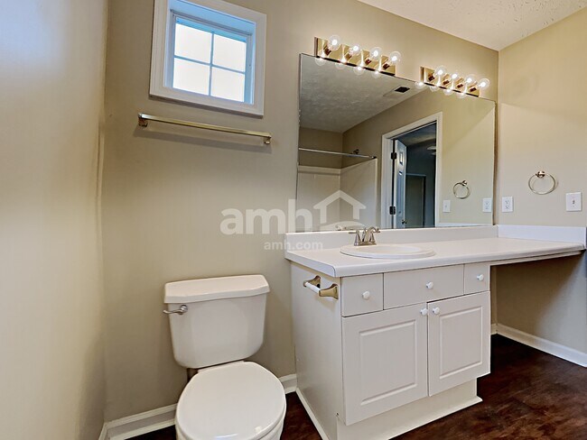 Building Photo - 164 Windcroft Cir NW