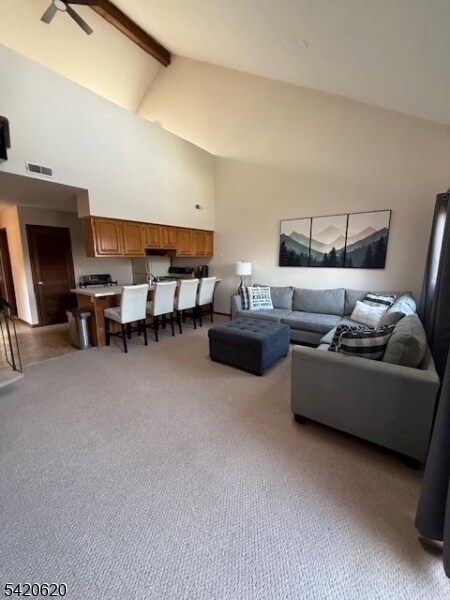 Building Photo - 2 Stowe Ct