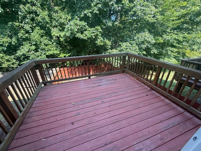 Building Photo - 446 Kingscote Ln