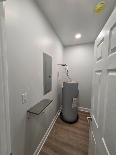 Building Photo - 840 2nd St