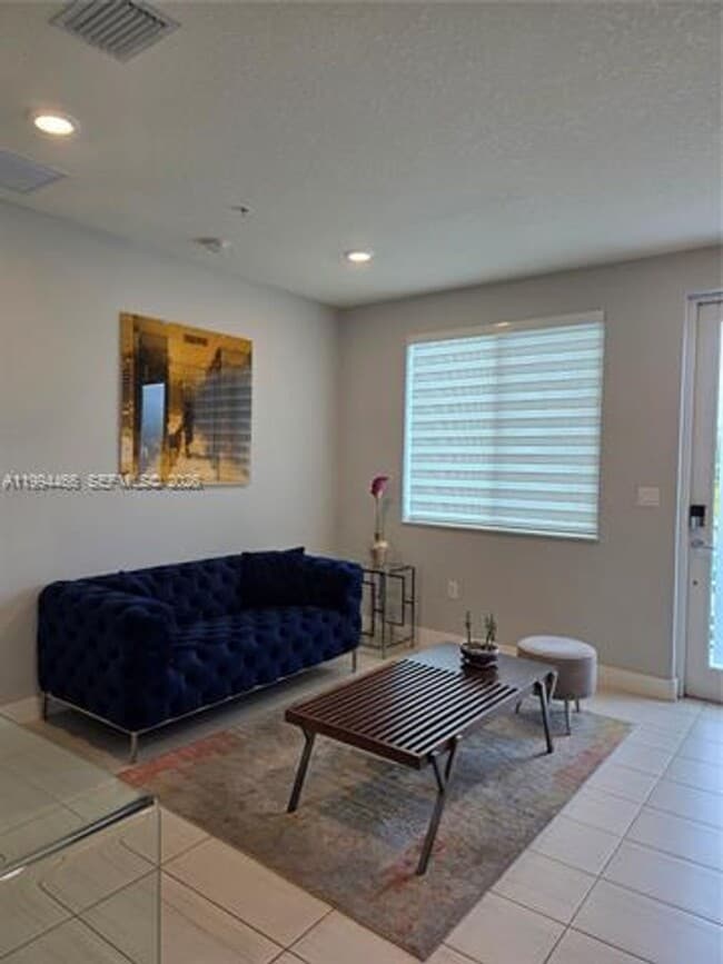 Building Photo - 10222 NW 64th Way