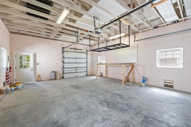 Building Photo - 759 Lantana Ave