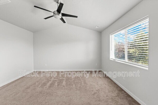 Building Photo - 4443 W Sunny Cove St