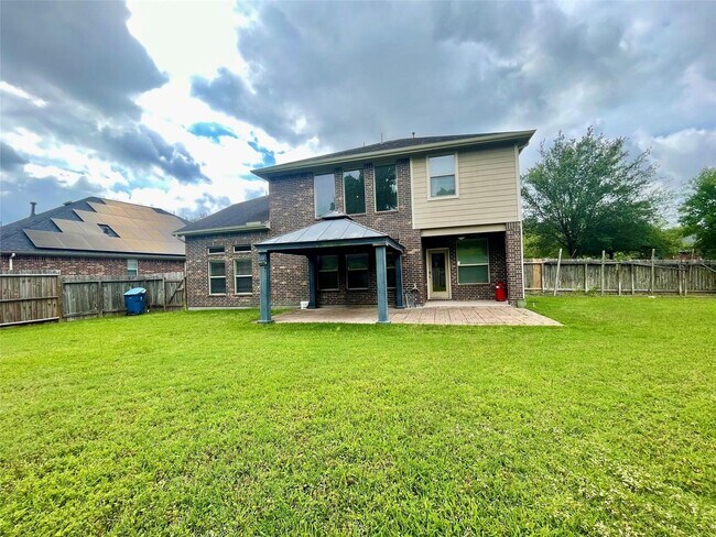 Building Photo - 20801 Sheridan Heights Ln