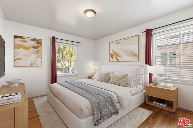 Building Photo - 8214 Creighton Ave