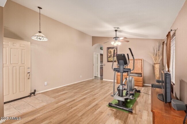 Building Photo - 5522 N Ormondo Way