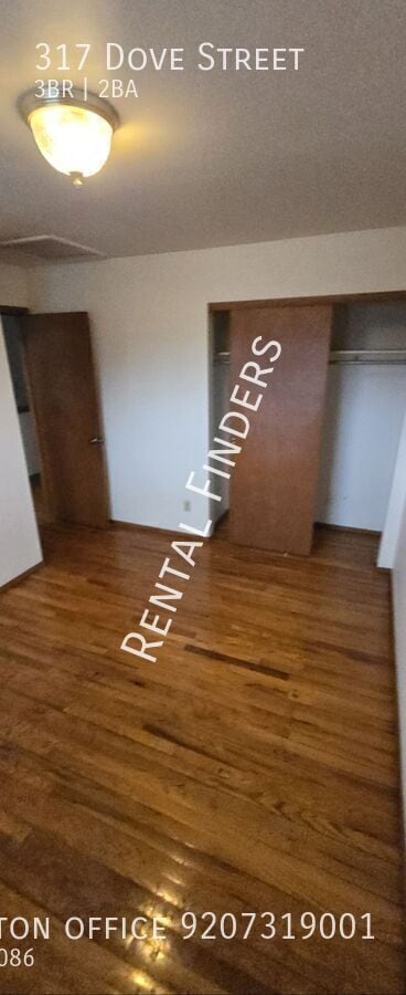 Building Photo - 317 Dove St