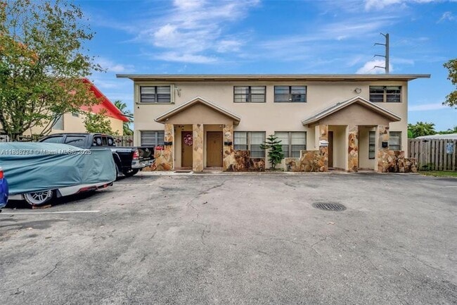 Primary Photo - 2 bedroom in Miami FL 33162