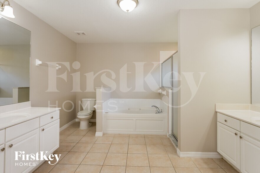 Building Photo - 932 Tavernier Cir NE