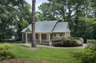 Building Photo - 680 Herring Dr