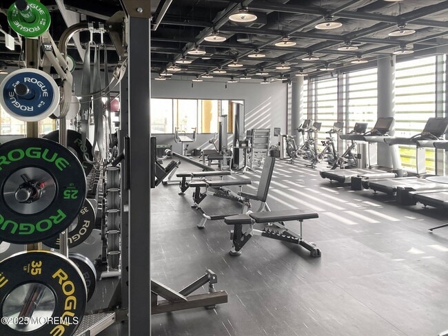 Building Photo - 1101 Ocean Ave N