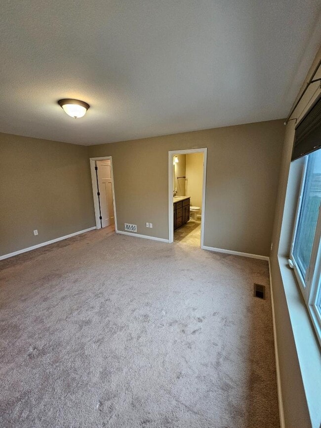 Building Photo - 4223 Serenity Ct