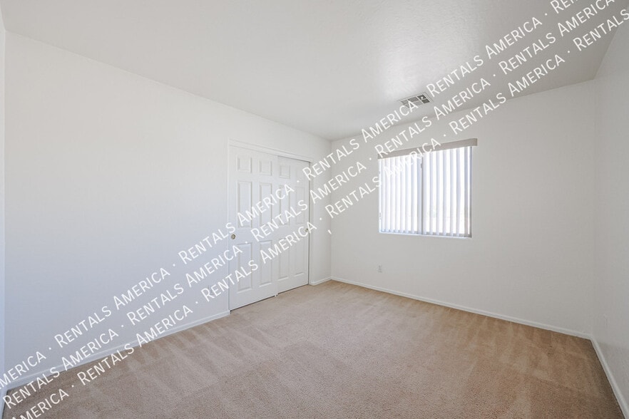 Building Photo - 2763 N 106th Ln