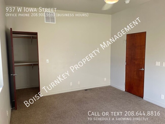 Building Photo - 2 Bed Broadway Ave Townhouse Near BSU!