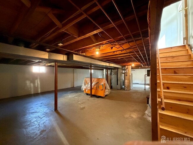 Building Photo - 830 2nd St