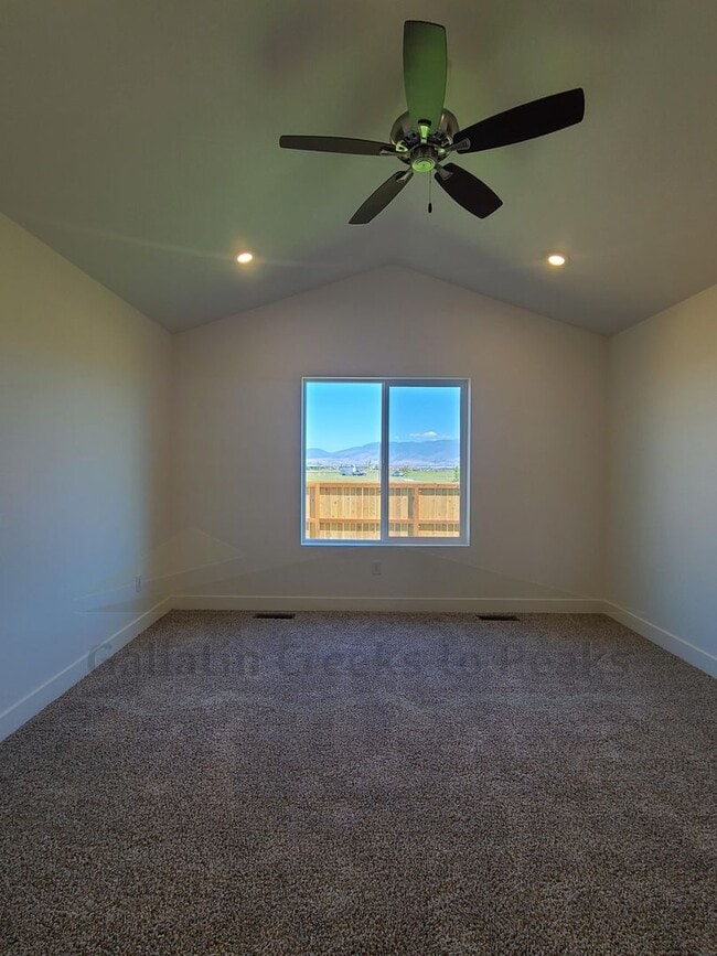 Building Photo - Brand New Single Level Home