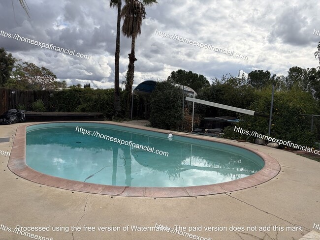 Building Photo - Nice Home For Rent