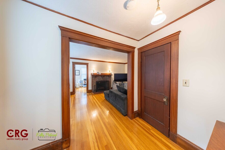 Primary Photo - 21 Salisbury Rd