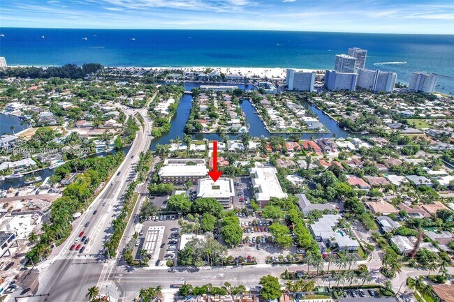 Building Photo - 2420 SE 17th St