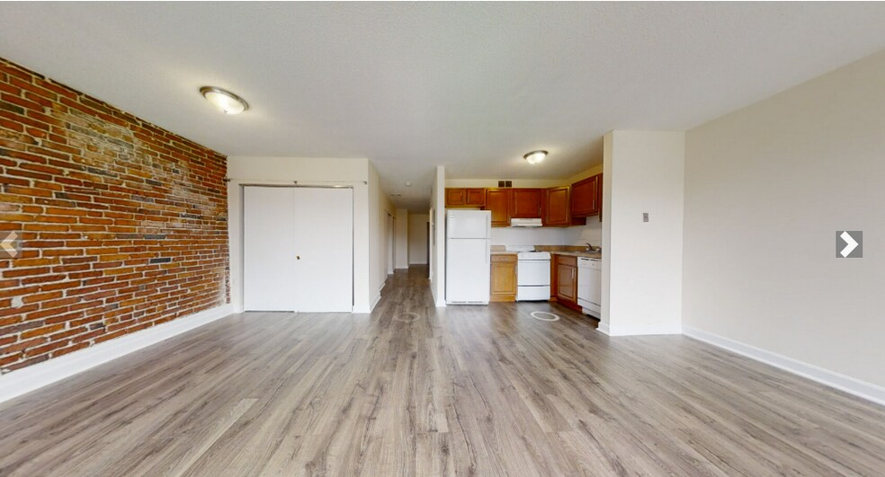 Building Photo - 1088 Boylston St