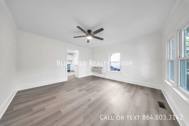 Building Photo - 217 Norris St