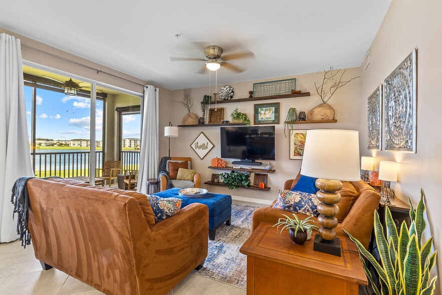 Building Photo - 5651 Double Eagle Cir