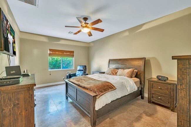 Building Photo - 45607 Pelican Hill Ct