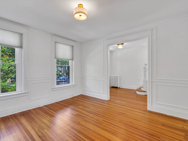 Building Photo - 2611 11th St NW