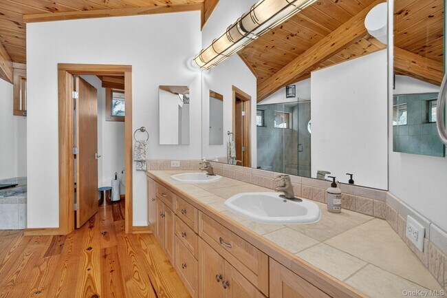 Building Photo - 106 Mountain Laurel Ln