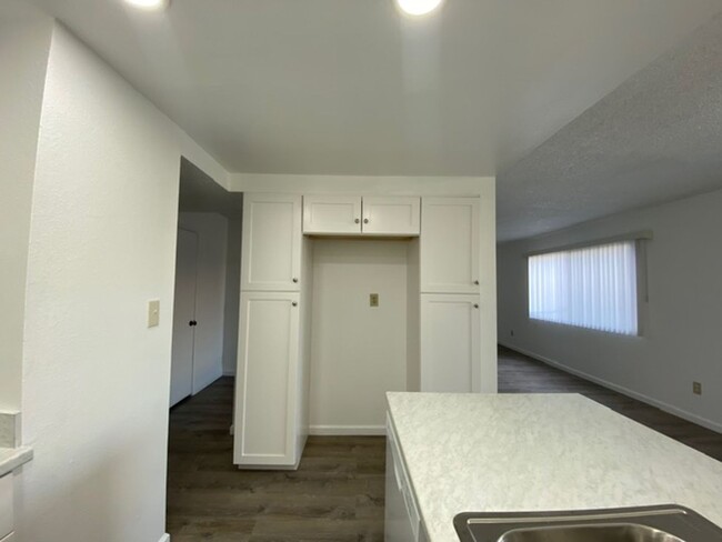 Building Photo - Completely Remodeled Colton Condo in Gated...