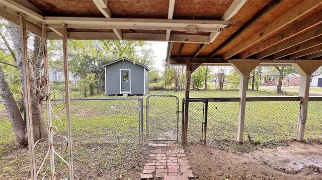 Building Photo - 213 Hope St