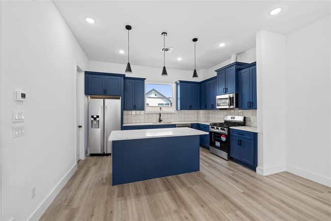 Building Photo - 113 Milby St