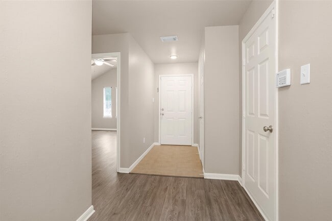 Building Photo - 13852 Running Bear Dr