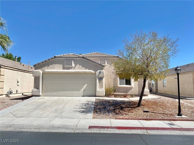 Primary Photo - 5432 Eagle Claw Ave
