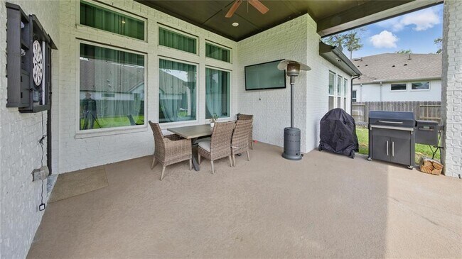 Building Photo - 2807 Kingly Pne Trl