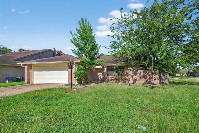 Primary Photo - 22151 Birch Valley Dr
