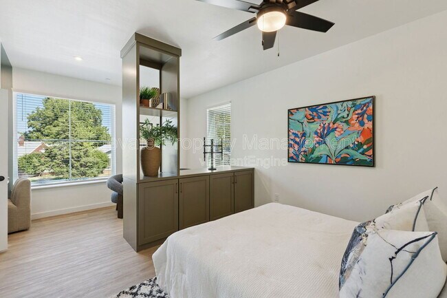 Building Photo - 1624 NW 17th St