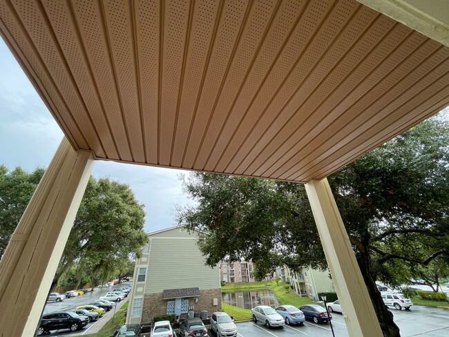 Building Photo - 2550 N Alafaya Trail