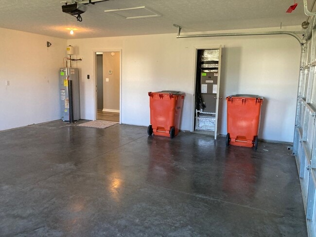 Building Photo - New & Improved Price!