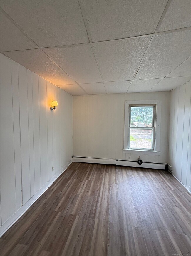 Building Photo - 291 Spruce St