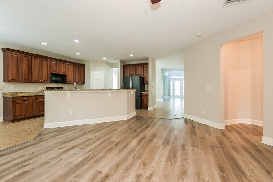 Building Photo - 3339 Turkey Creek Dr