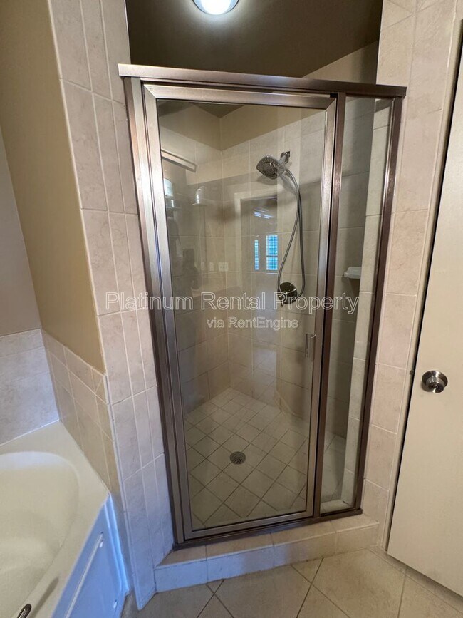 Building Photo - 264 19th St NW