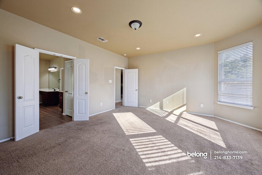 Building Photo - 2128 Valley Forge Trail