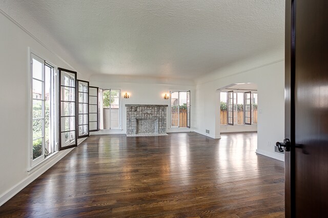 Building Photo - 848 S Curson Ave
